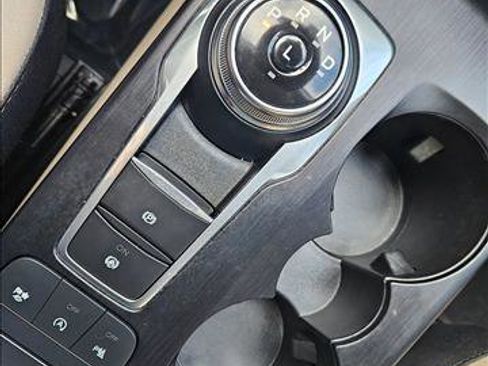 Used 2022 Ford Escape Titanium w/ Class II Trailer Tow Package image 11