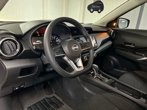 Used 2023 Nissan Kicks SV FWD image 10