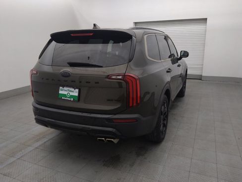 Used 2021 Kia Telluride SX w/ SX Prestige Package AWD/4WD image 9