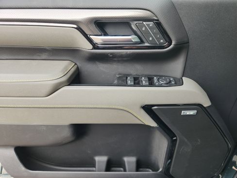 New 2026 Chevrolet Silverado 2500 ZR2 image 24