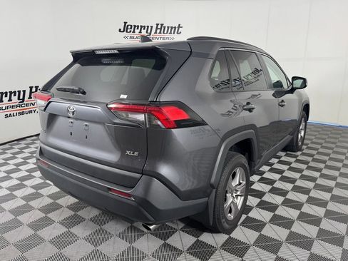 Used 2025 Toyota RAV4 XLE FWD image 7