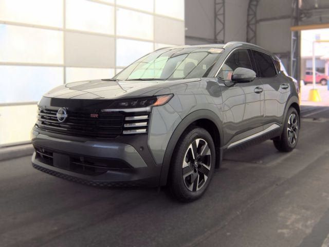 Used 2025 Nissan Kicks SR AWD/4WD image 1