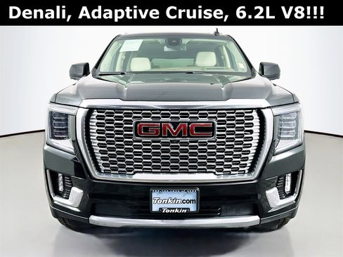 Used 2023 GMC Yukon XL Denali image 2
