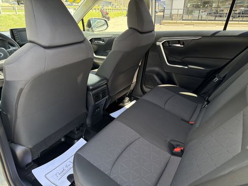 Used 2019 Toyota RAV4 XLE w/ Convenience Package AWD/4WD image 27