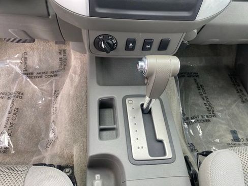 Used 2012 Nissan Frontier SV AWD/4WD image 14