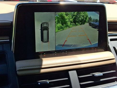 Certified 2023 Chevrolet Tahoe Premier w/ Advanced Technology Package AWD/4WD image 20