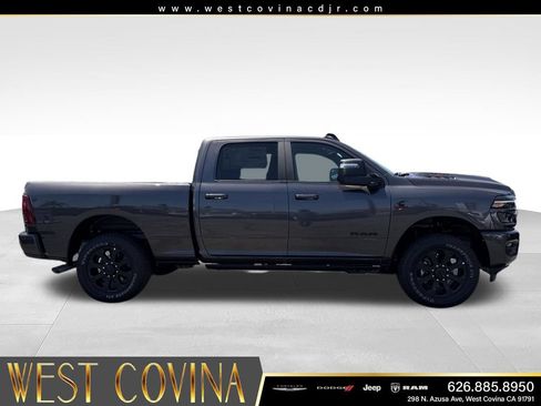 New 2026 RAM 2500 Laramie AWD/4WD image 4