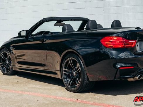 Used 2015 BMW M4 Convertible image 44