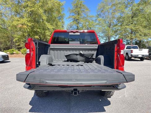 Used 2023 Chevrolet Silverado 1500 ZR2 w/ Technology Package image 8