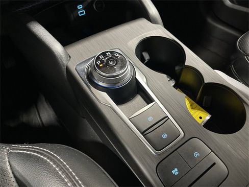 Used 2020 Ford Escape SEL image 25