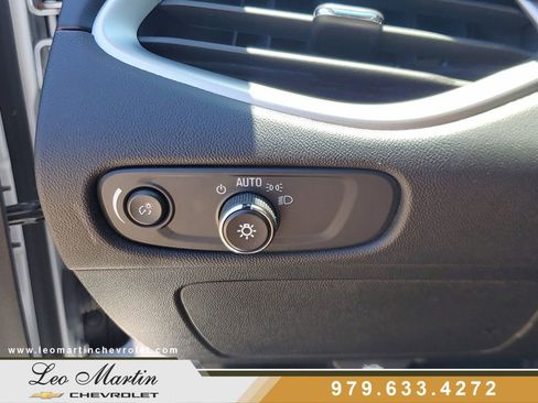 Used 2024 Chevrolet Malibu LT FWD image 17