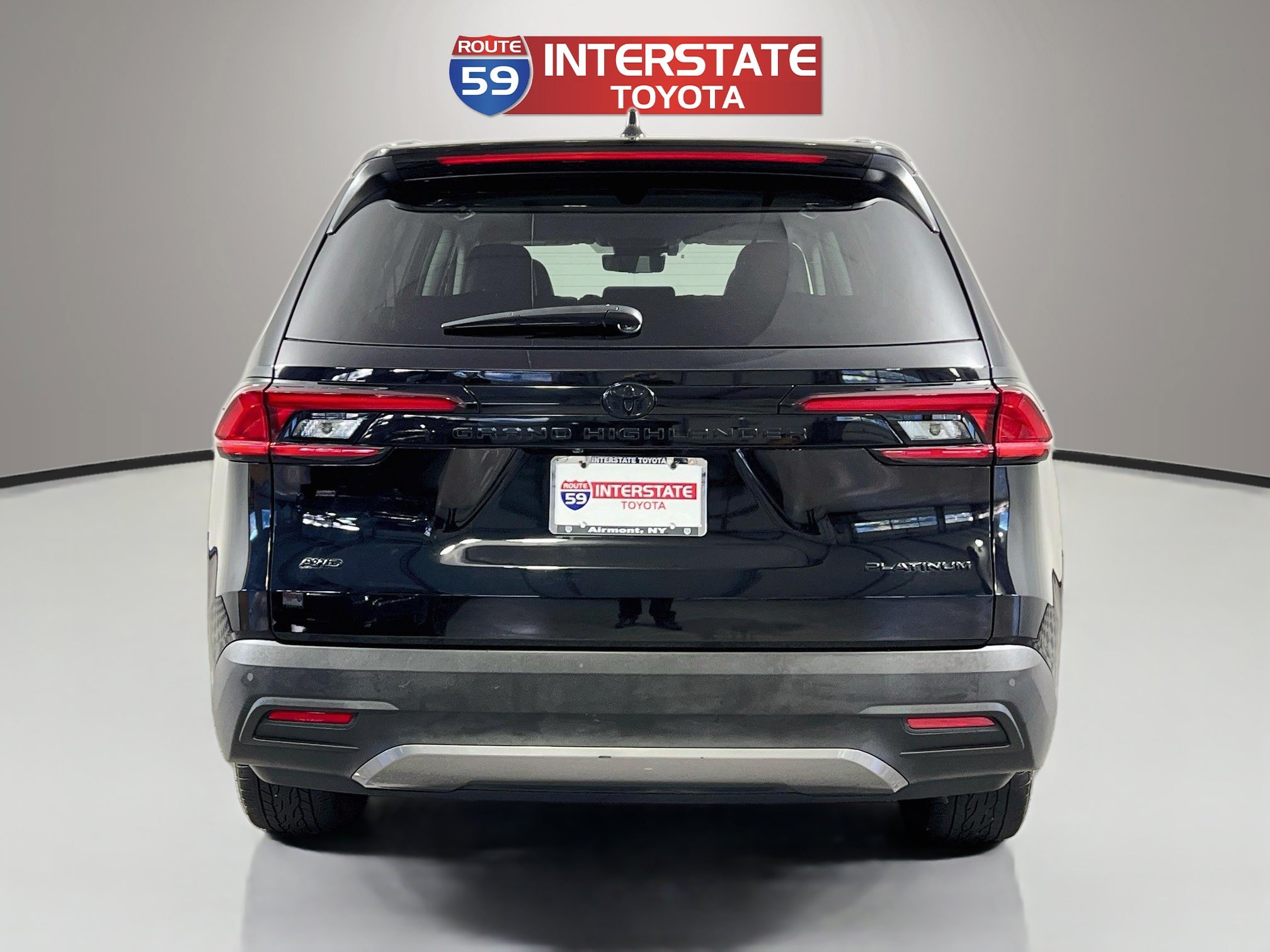 Certified 2025 Toyota Grand Highlander AWD image 6