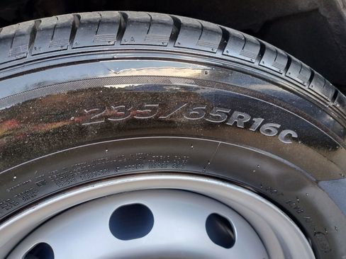 Used 2016 Ford Transit 150 XL image 15