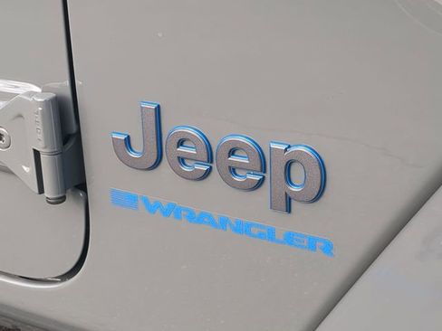 Certified 2023 Jeep Wrangler Unlimited Sahara image 13