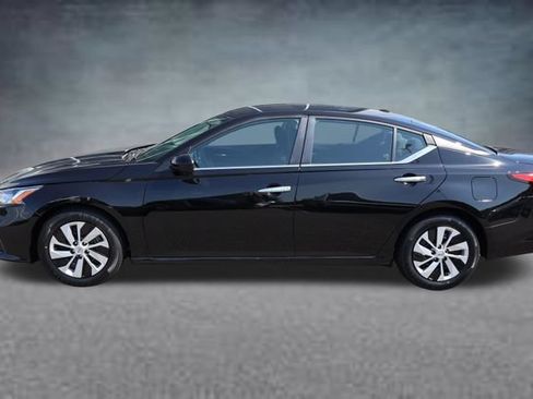 Used 2020 Nissan Altima 2.5 S FWD image 4