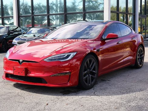 Used 2022 Tesla Model S image 10