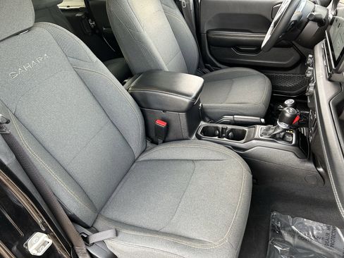 Certified 2024 Jeep Wrangler Sahara image 9