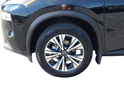 Used 2023 Nissan Rogue SV FWD image 29