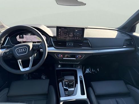 Used 2024 Audi Q5 2.0T Prestige image 12