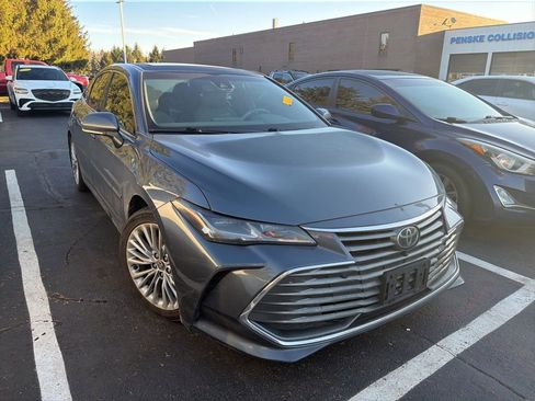 Used 2021 Toyota Avalon Limited w/ Advanced Safety Package image 4