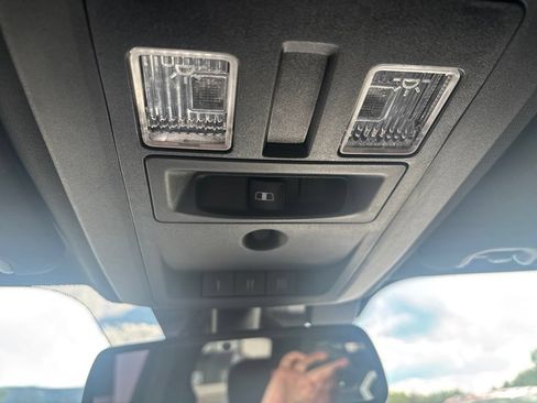 Used 2018 RAM 1500 Limited AWD/4WD image 25