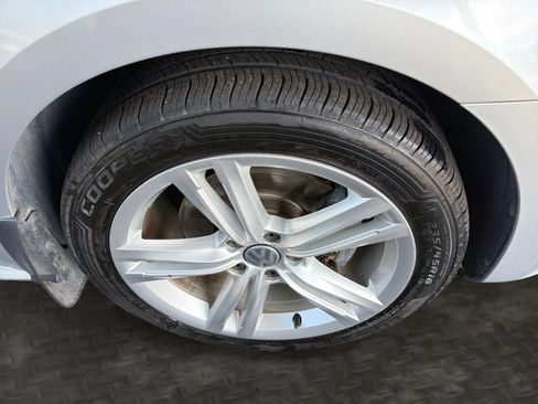 Used 2015 Volkswagen Passat TDI SEL Premium FWD image 39