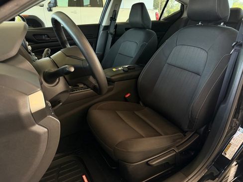 Used 2024 Nissan Altima 2.5 S FWD image 12