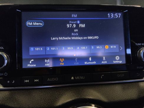 Used 2021 Nissan Sentra S FWD image 25