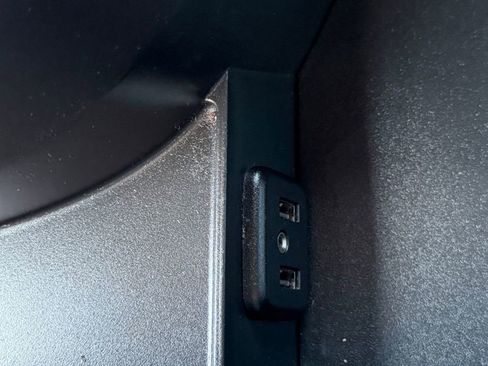 Used 2021 Chevrolet Camaro LT RWD image 35