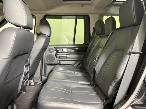 Used 2016 Land Rover LR4 HSE image 13