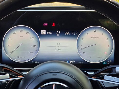 Used 2023 Mercedes-Benz S 500 4MATIC w/ AMG Line image 40