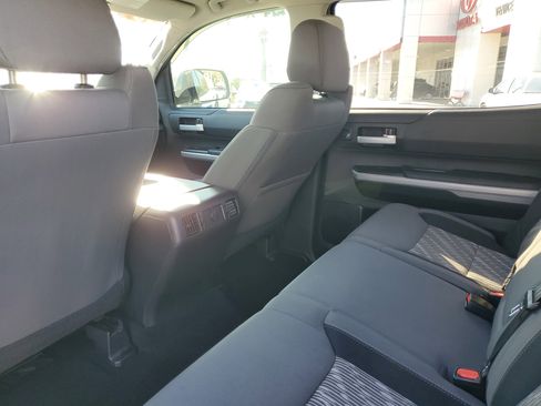 Used 2018 Toyota Tundra SR5 w/ SR5 Upgrade Package image 14