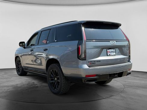 Used 2021 Cadillac Escalade Sport Platinum w/ LPO, ONYX Package AWD/4WD image 8