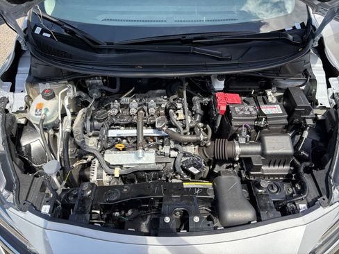 Used 2025 Nissan Versa SV FWD image 30
