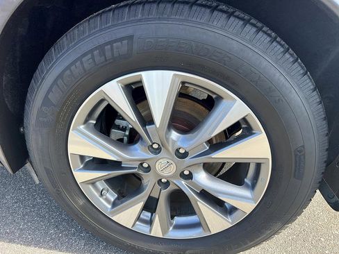 Used 2015 Nissan Murano SL w/ Cargo Package image 10