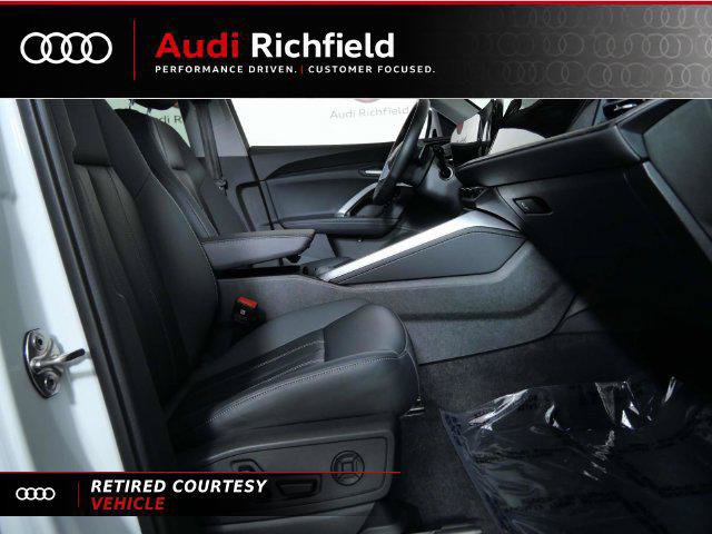 Certified 2025 Audi Q5 Premium w/ Convenience Package AWD/4WD image 24