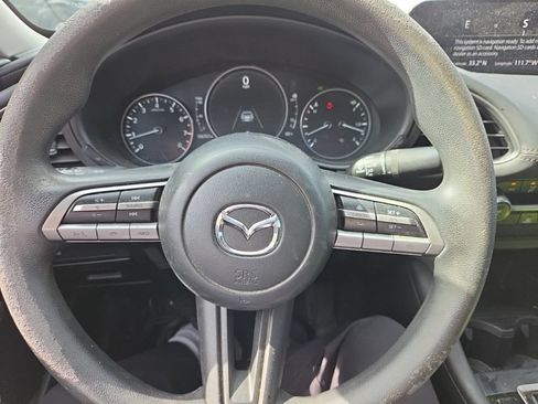 Used 2021 MAZDA MAZDA3 s FWD image 8
