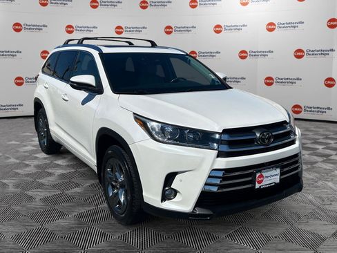 Used 2017 Toyota Highlander Limited Platinum image 7