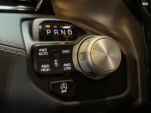 Used 2024 RAM 1500 Limited image 17