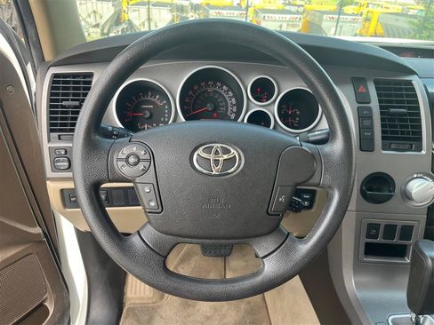Used 2011 Toyota Tundra 2WD Double Cab w/ SR5 Pkg image 17