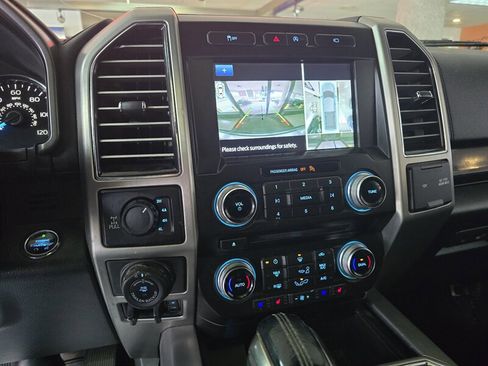 Used 2017 Ford F150 Platinum w/ Technology Package image 19