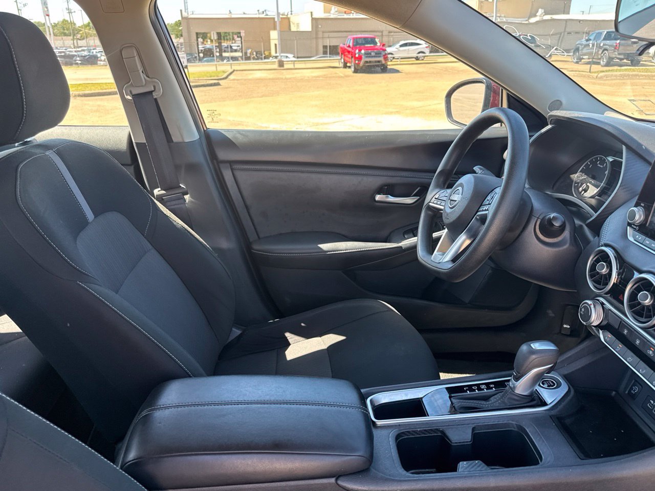 Certified 2025 Nissan Sentra SV FWD image 32
