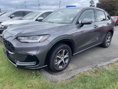 Used 2025 Honda HR-V EX-L image 3