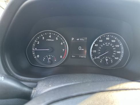 Used 2018 Hyundai Elantra GT image 12