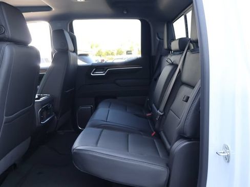 New 2026 GMC Sierra 1500 Denali w/ Denali Reserve Package AWD/4WD image 16
