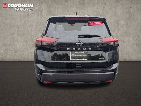 Certified 2026 Nissan Rogue SV AWD/4WD image 6