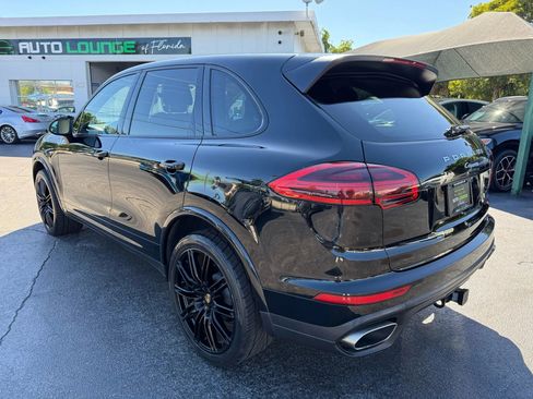 Used 2017 Porsche Cayenne image 4