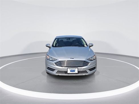 Used 2018 Ford Fusion S image 3
