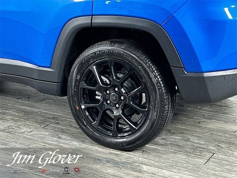 New 2026 Jeep Compass Latitude image 12