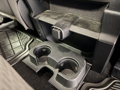 Used 2018 Ford F150 XLT w/ Equipment Group 302A Luxury AWD/4WD image 23